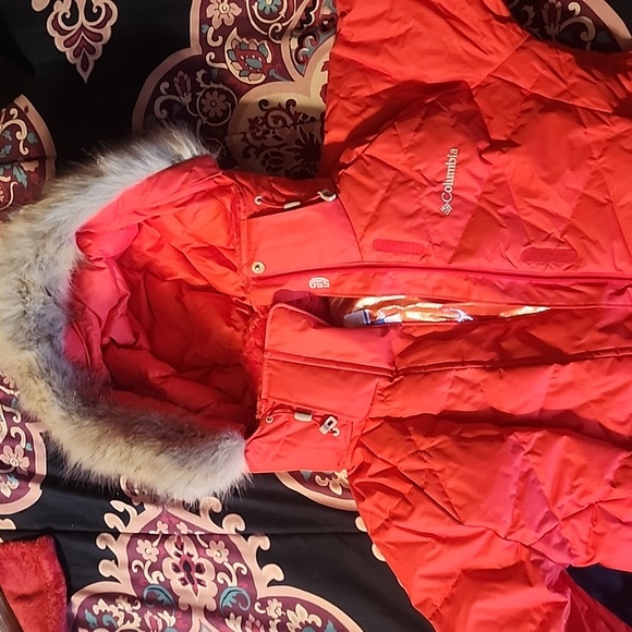 women's Columbia coat no tag but never worn - Picture 5 of 6